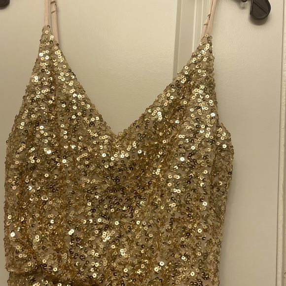B.Darlin Metallic Gold Sequin Gown Size 5/6 - Picture 3 of 12